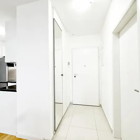 S'akvarel 3 - Private Garage Apartman