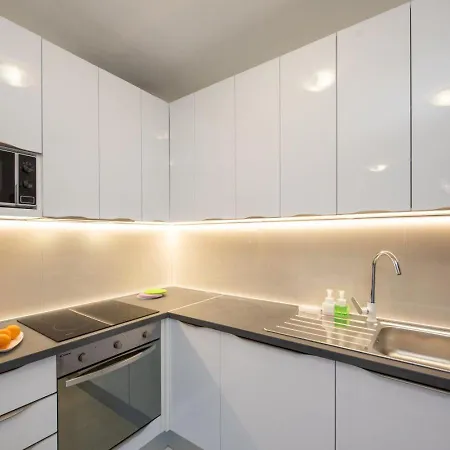 S'akvarel 3 - Private Garage Split