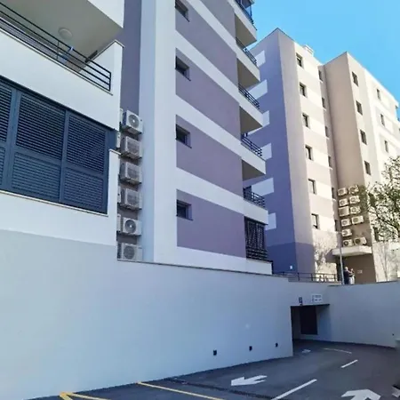 S'akvarel 3 - Private Garage Appartement Split