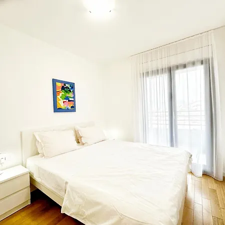 S'akvarel 3 - Private Garage Split