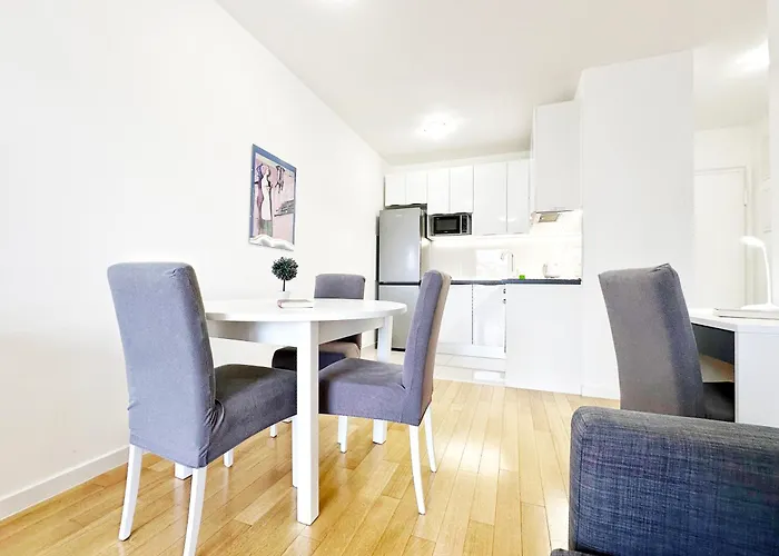 S'akvarel 3 - Private Garage Apartment *