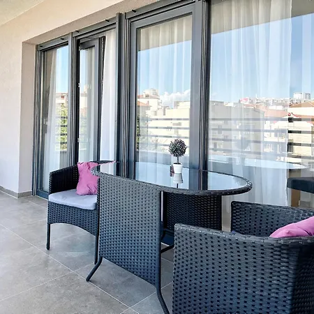 S`akvarel 3 - Private Garage Split